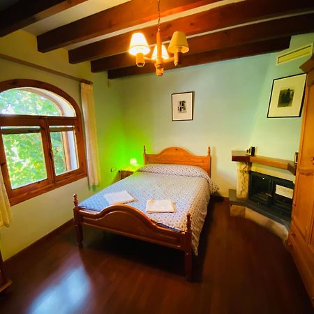 Barranco De La Salud Guest House Laroles Room photo