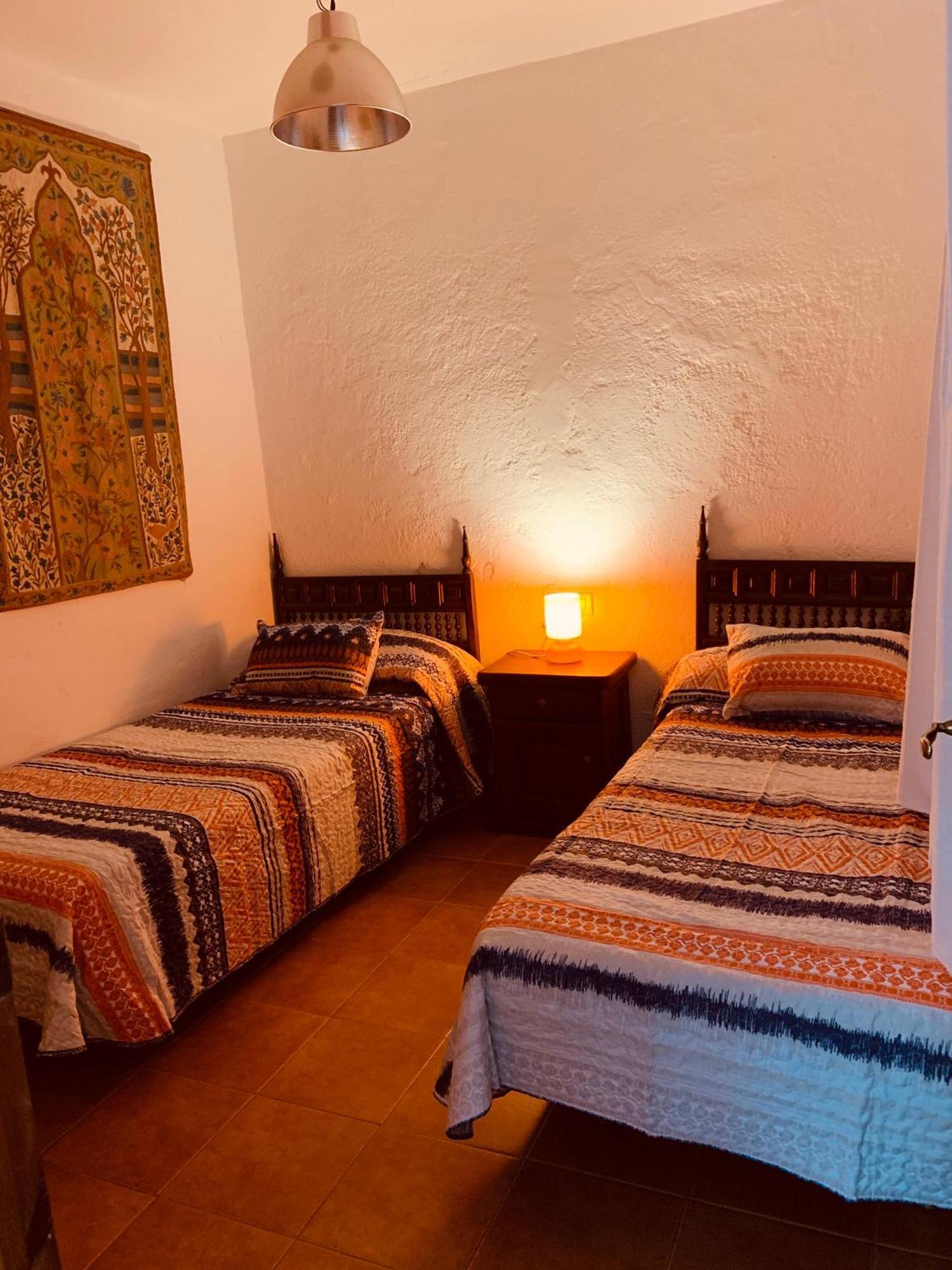 Barranco De La Salud Guest House Laroles Room photo